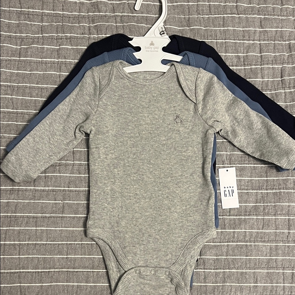 GAP Gray and Blue Long Sleeve Baby Bodysuit Set